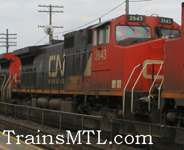 Locomotive CN2643 right side / coté droit